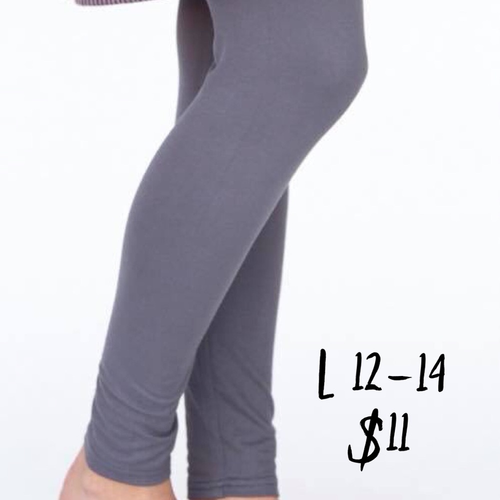 Large gray leggings